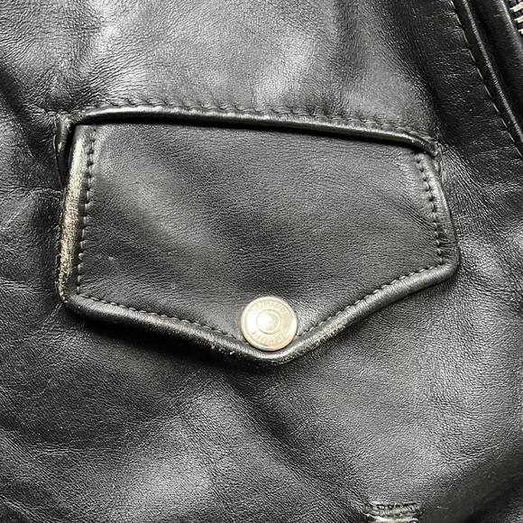 1970s Schott Perfecto Black Leather Motorcycle Jacket - Picture 5 of 11